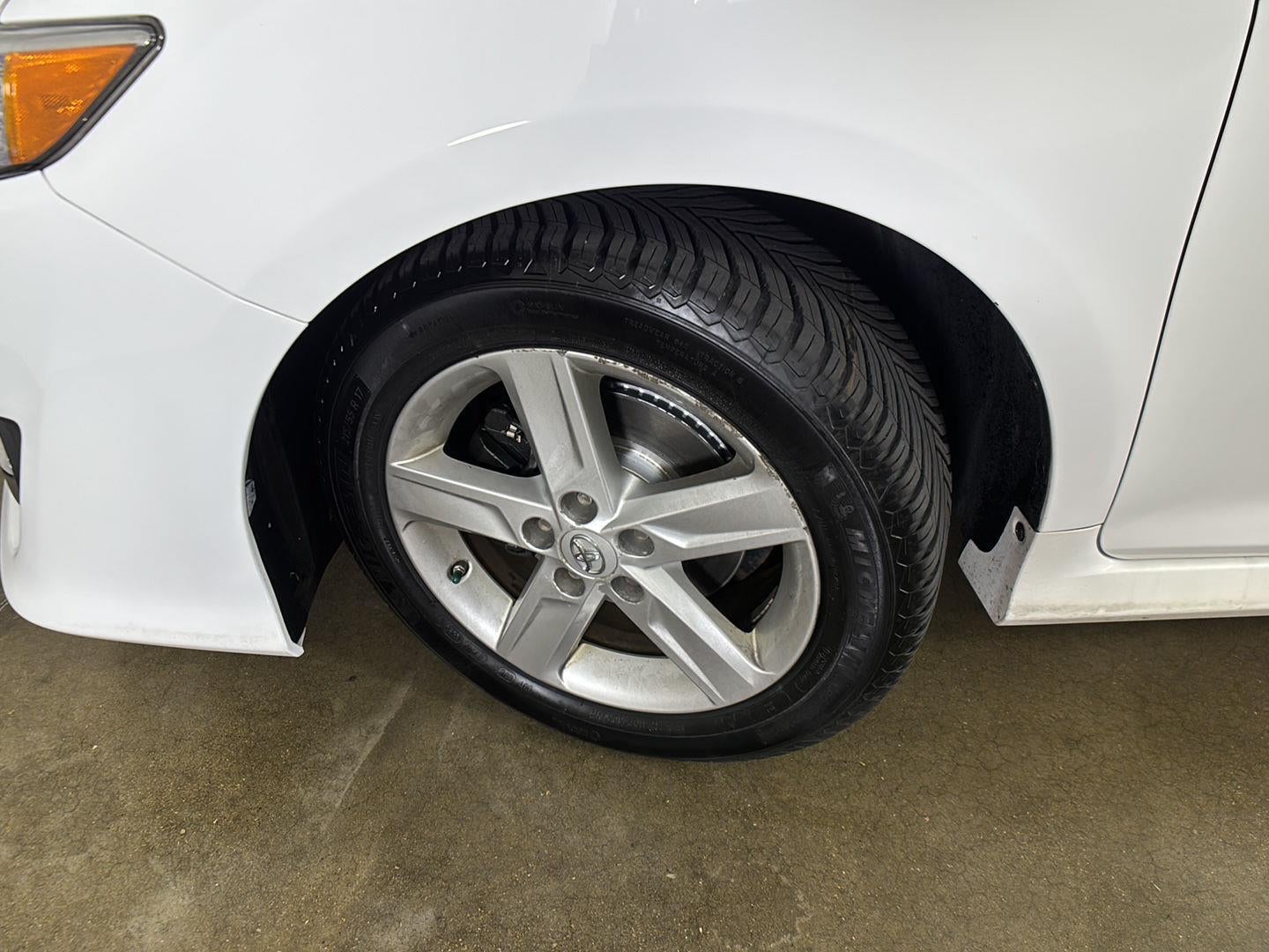 2014 Toyota CAMRY Base