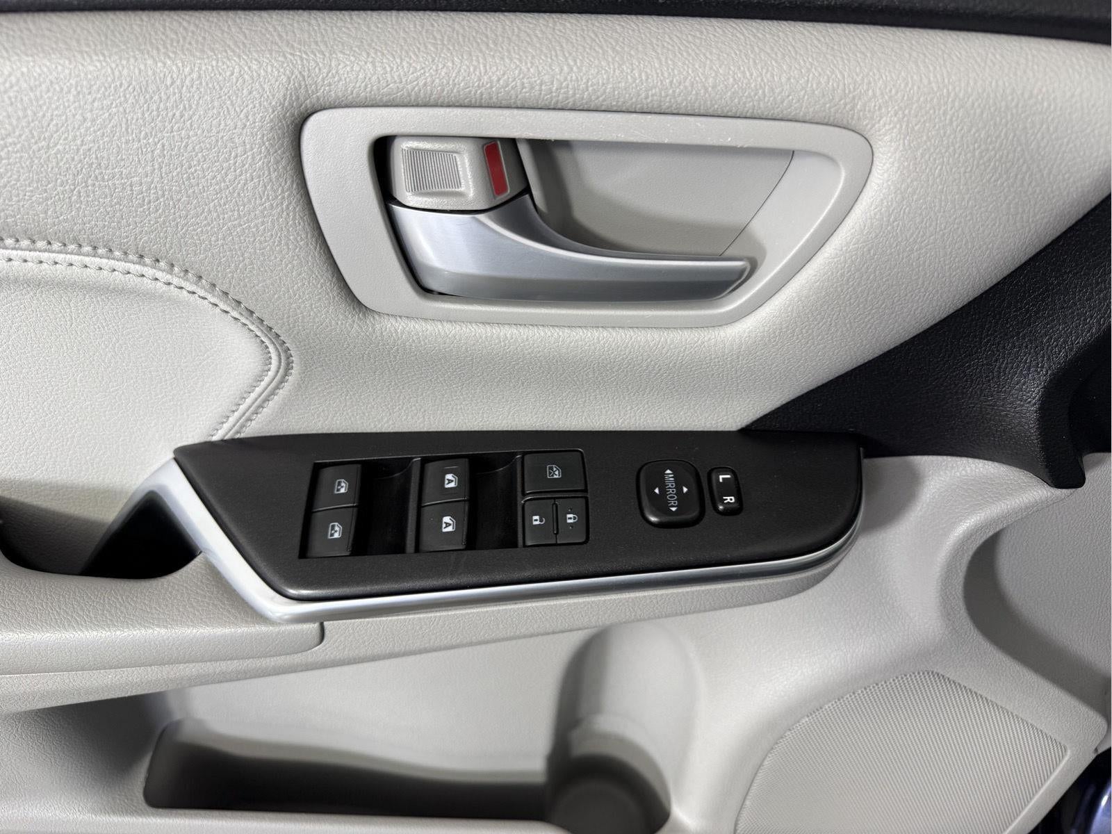 2017 Toyota Camry XLE