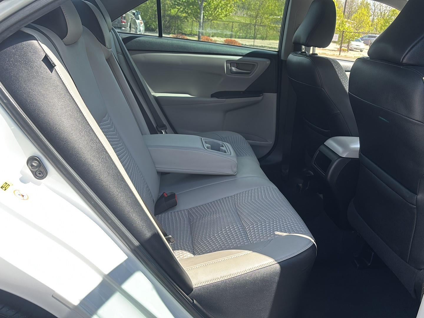 2015 Toyota Camry SE