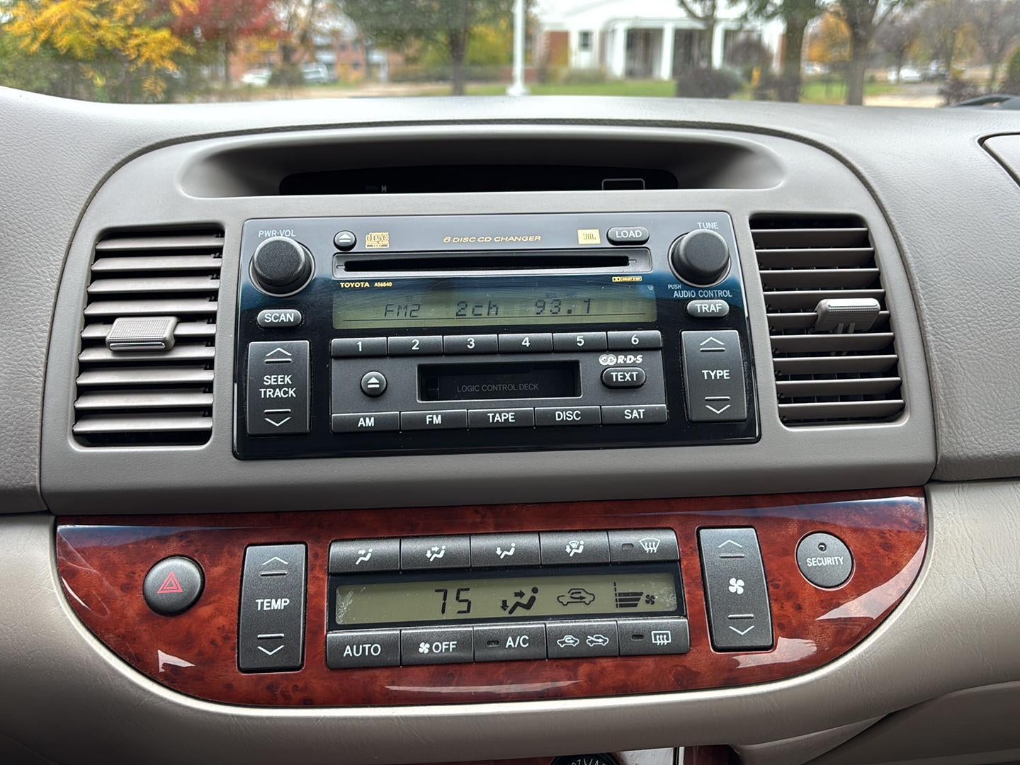 2005 Toyota Camry XLE V6