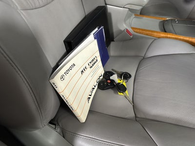 2006 Toyota Avalon XLS
