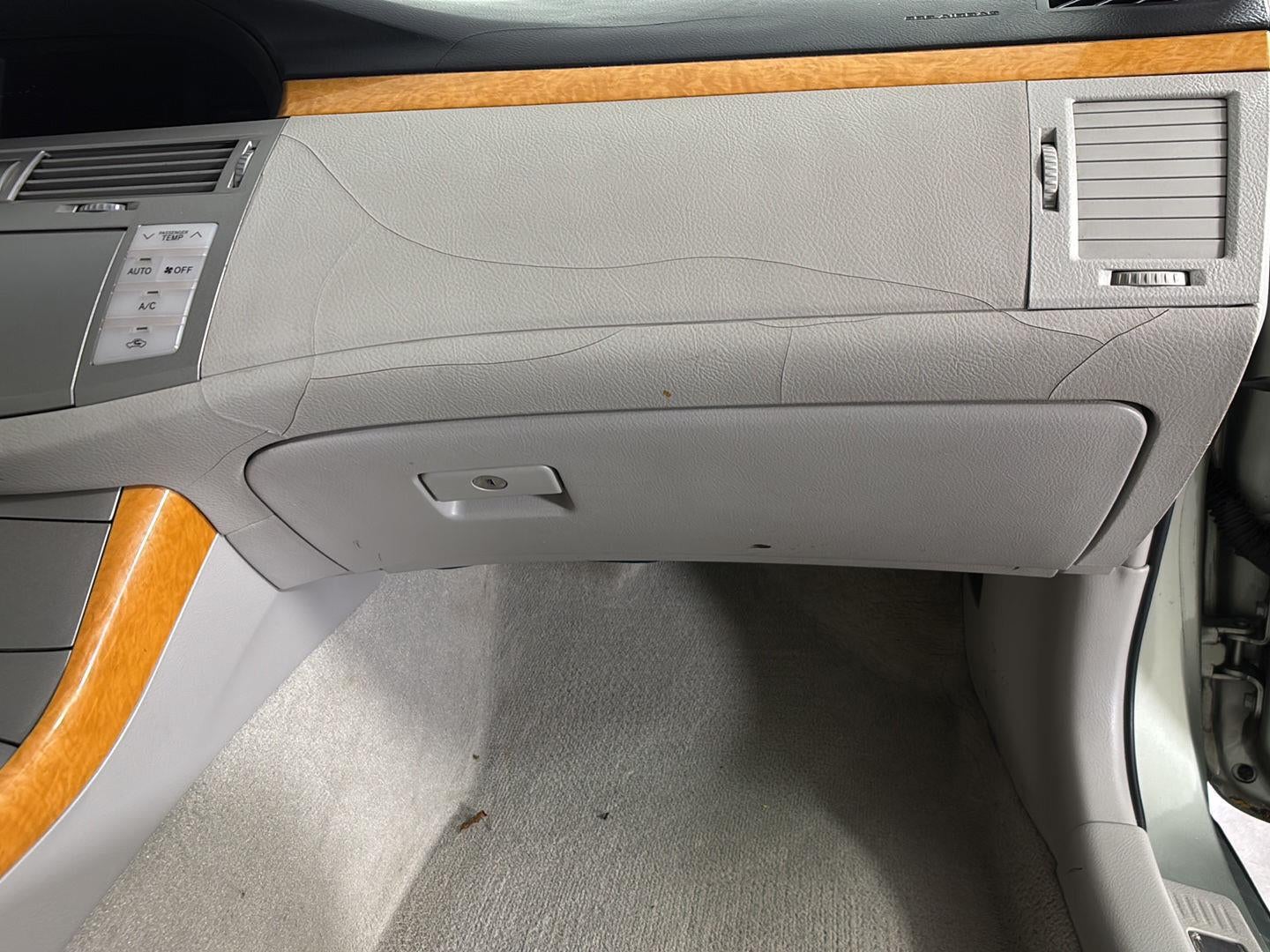 2006 Toyota Avalon XLS