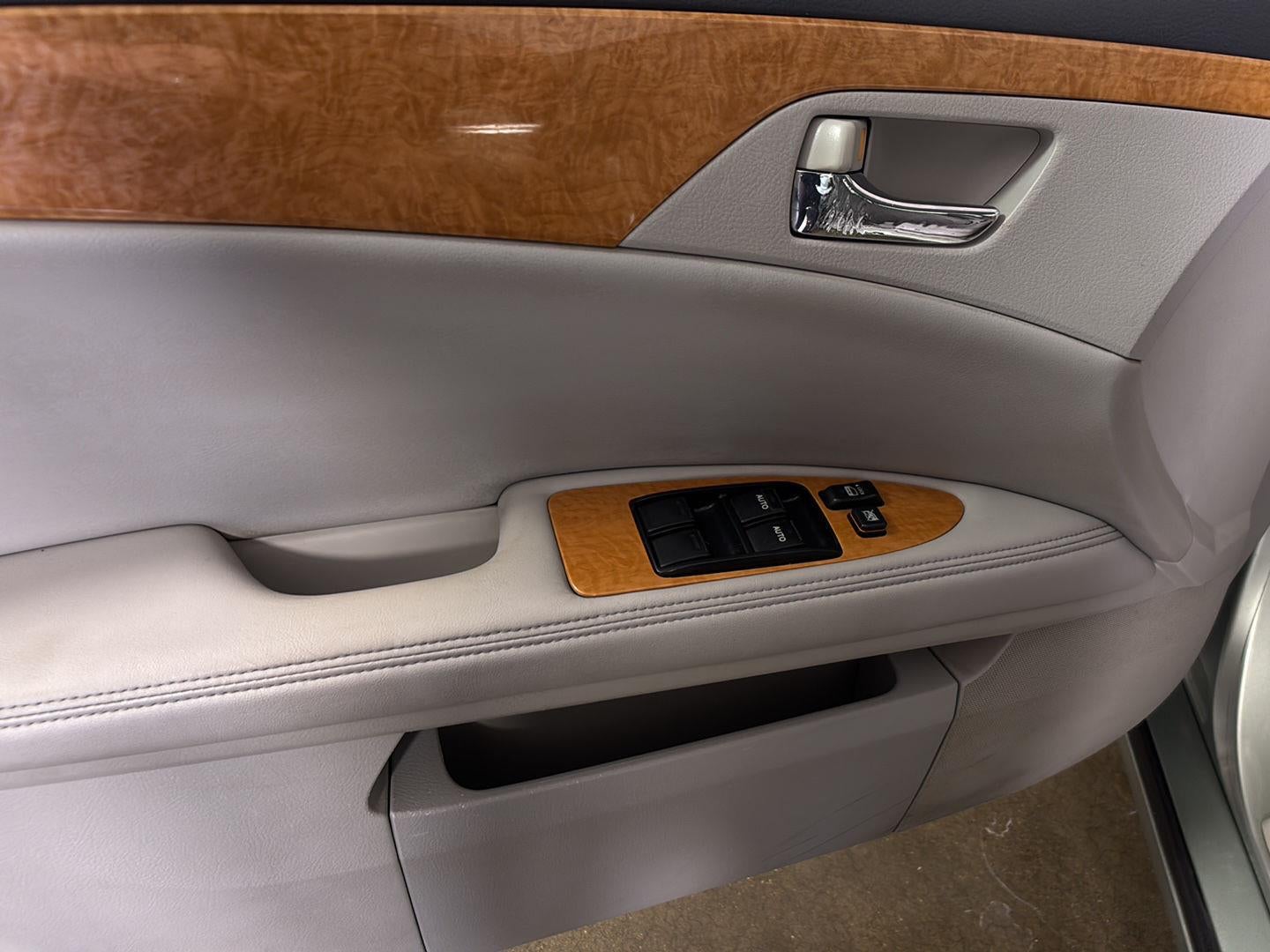 2006 Toyota Avalon XLS