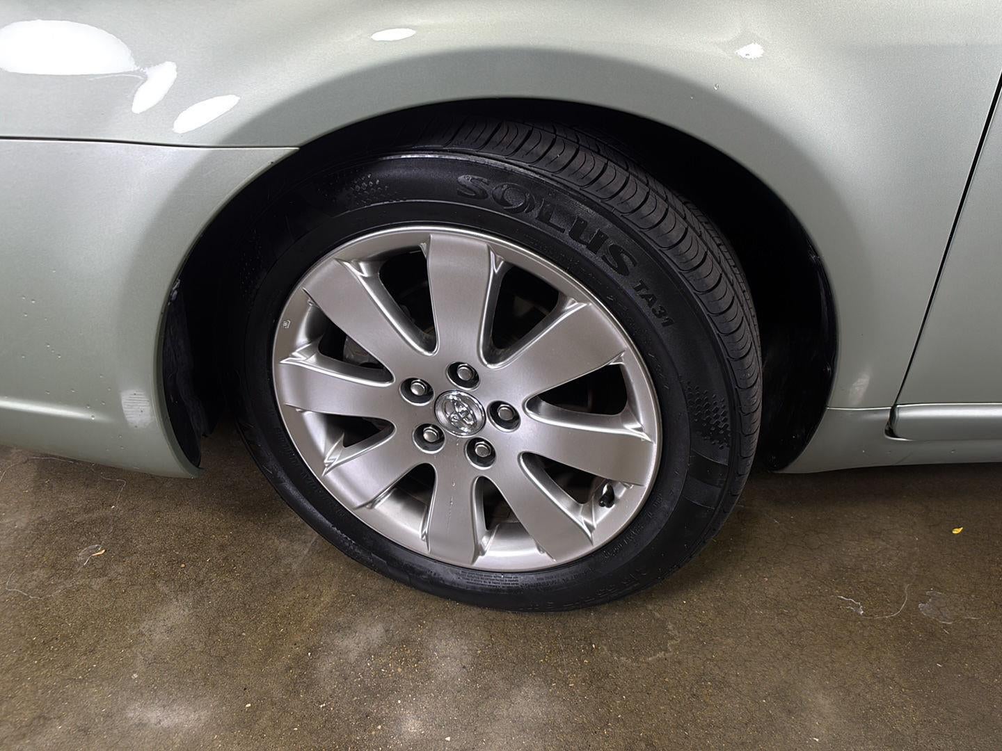2006 Toyota Avalon XLS
