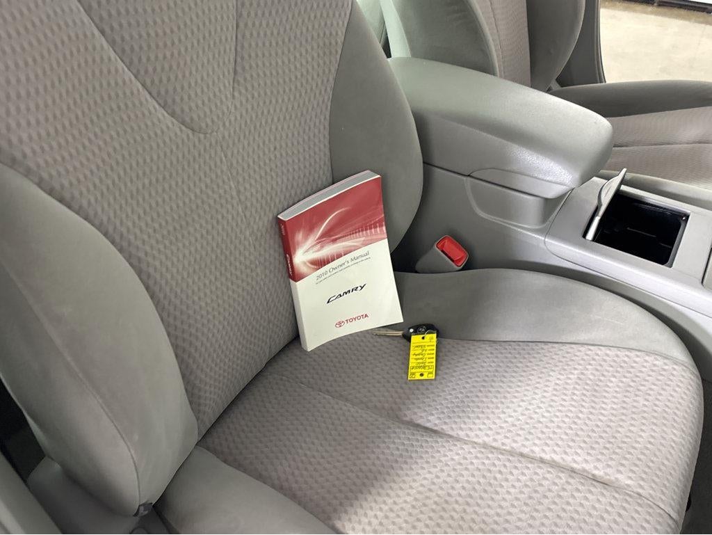 2010 Toyota Camry LE