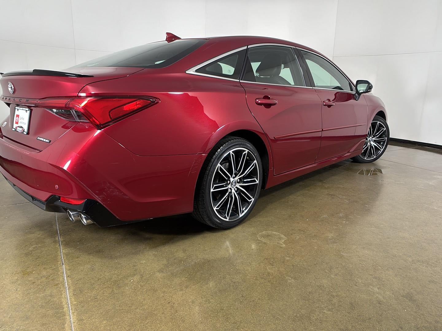 2019 Toyota Avalon Touring