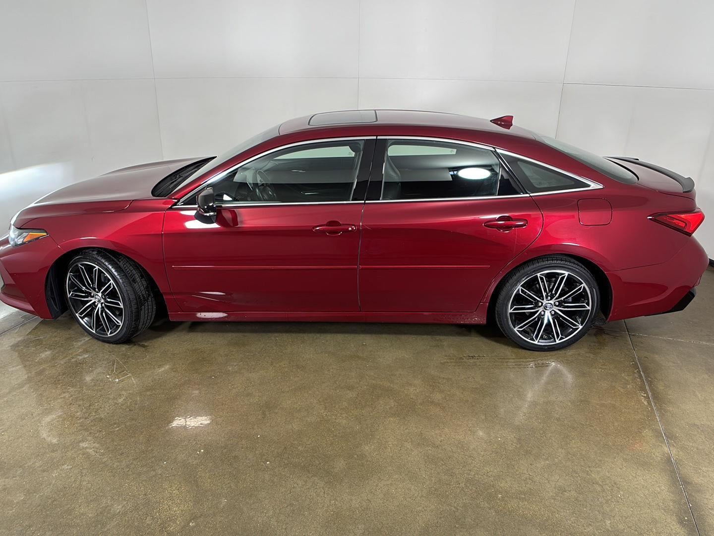 2019 Toyota Avalon Touring