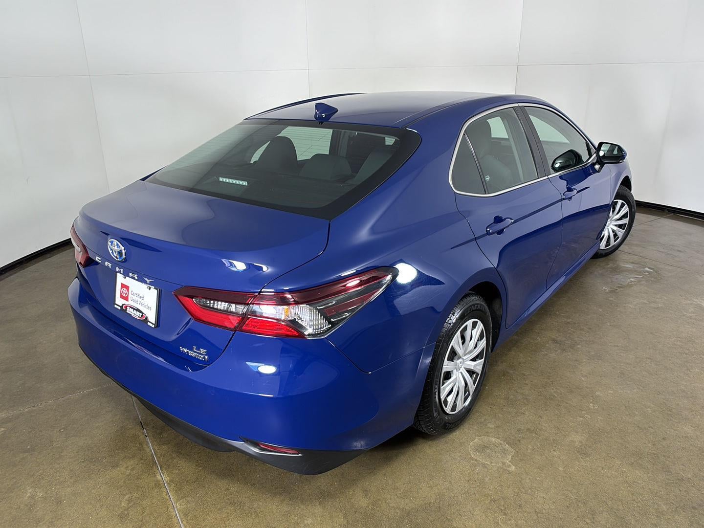 2024 Toyota Camry Hybrid LE