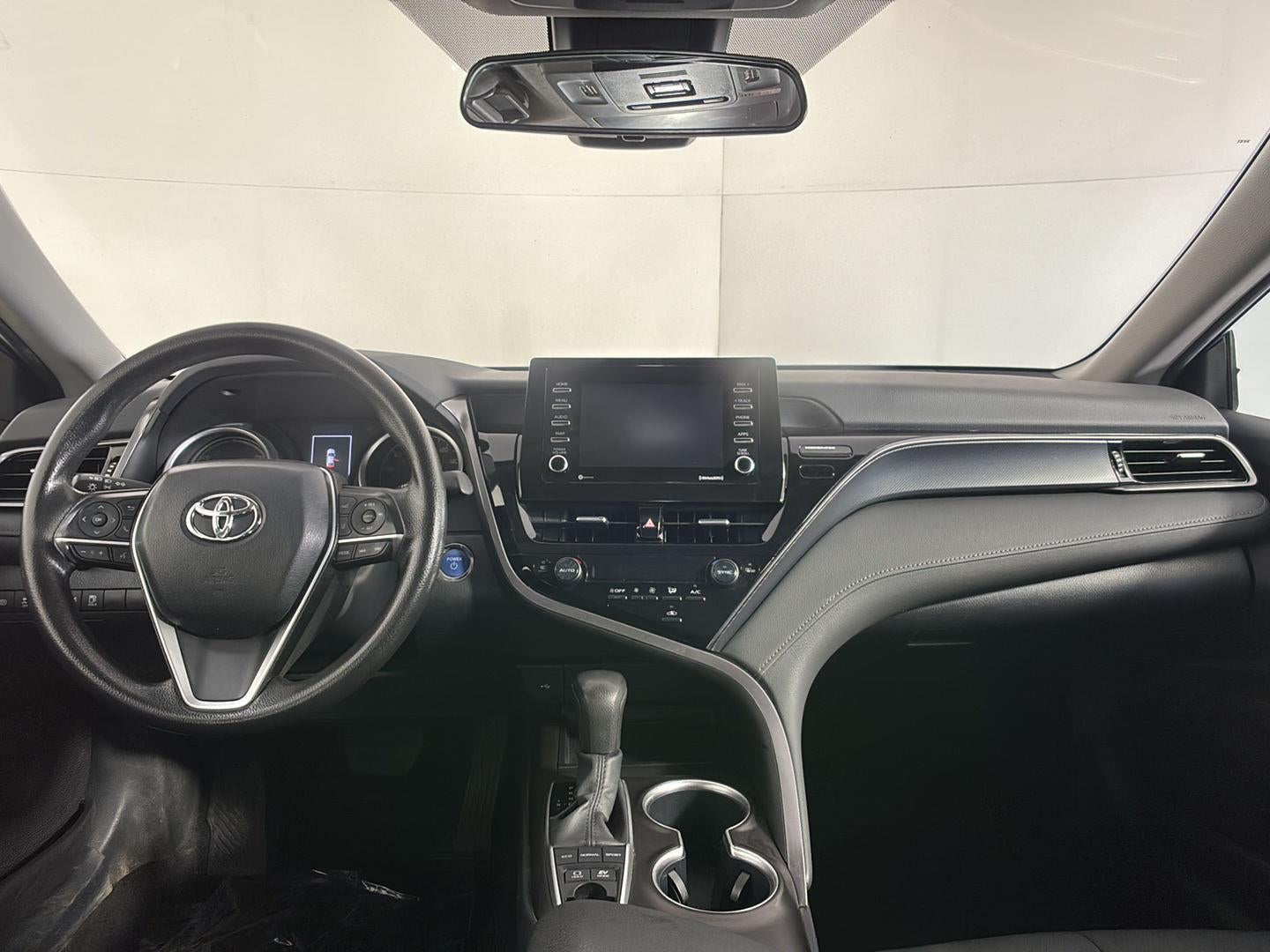 2024 Toyota Camry Hybrid LE