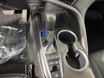 2024 Toyota Camry Hybrid LE