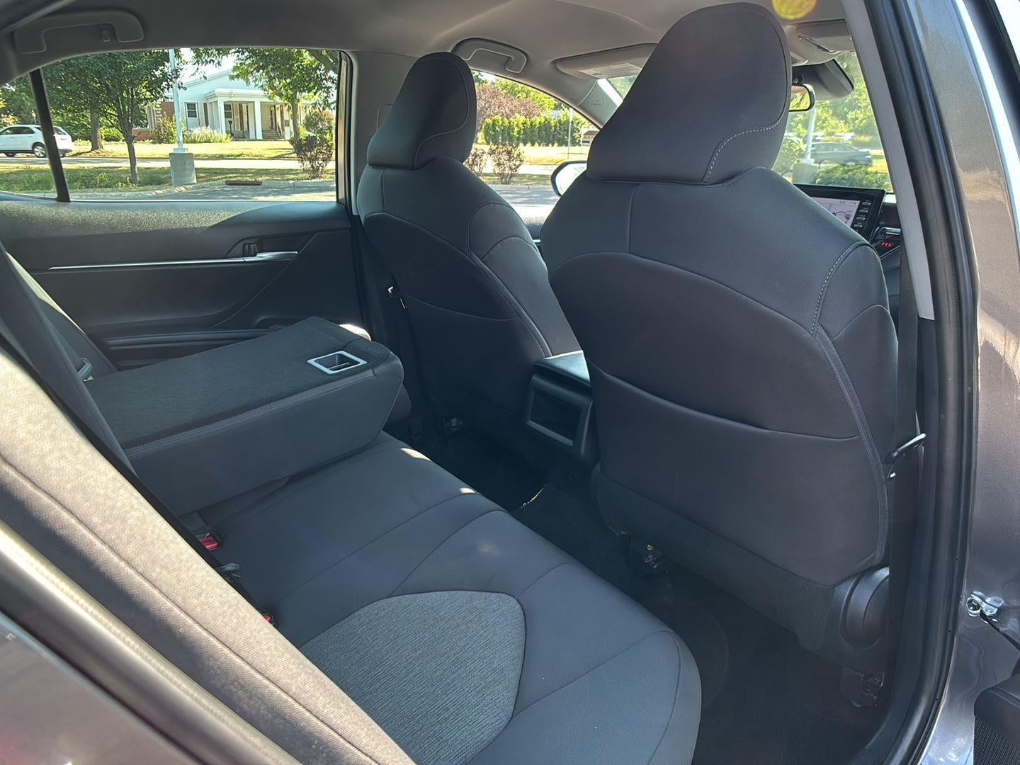 2024 Toyota Camry Hybrid LE