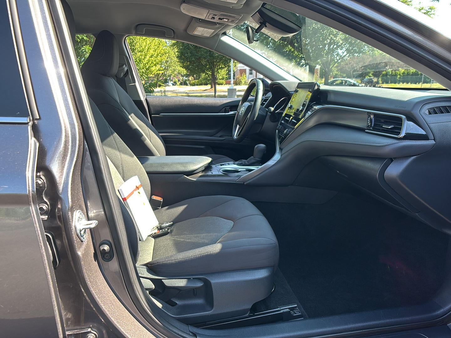 2024 Toyota Camry Hybrid LE