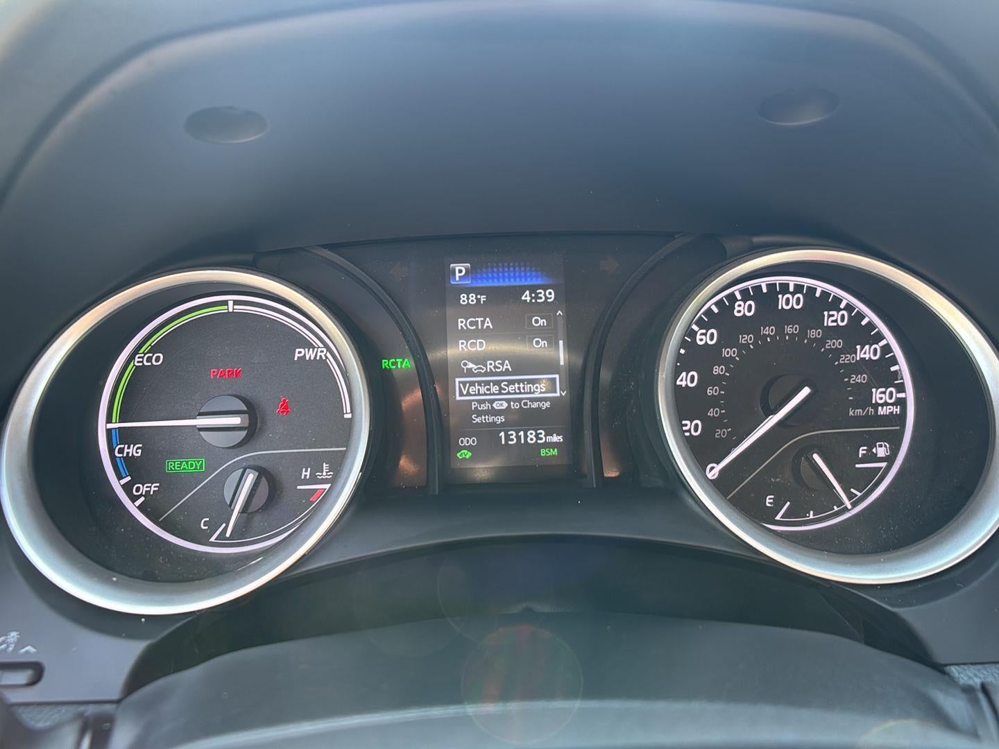 2024 Toyota Camry Hybrid LE