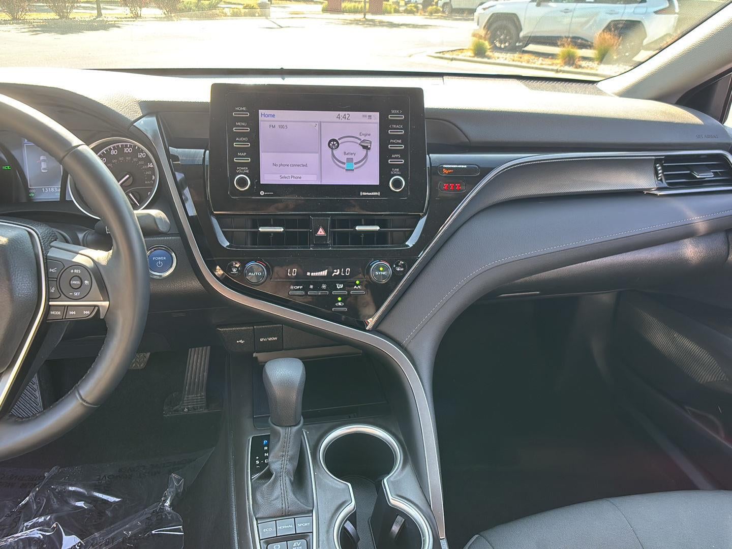 2024 Toyota Camry Hybrid LE