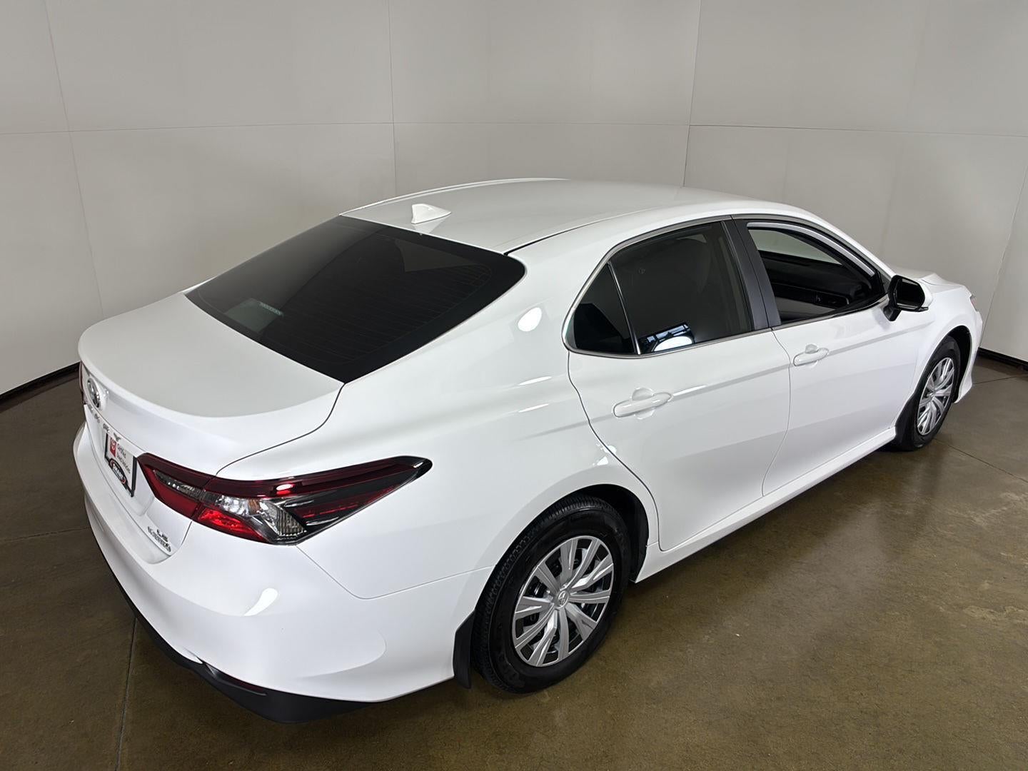 2023 Toyota Camry Hybrid LE