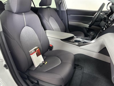 2023 Toyota Camry Hybrid LE