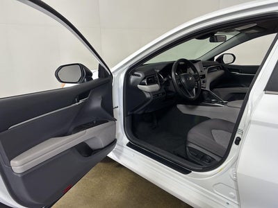 2023 Toyota Camry Hybrid LE