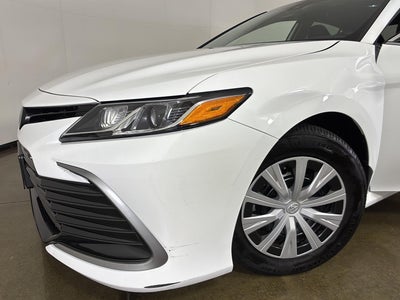 2023 Toyota Camry Hybrid LE