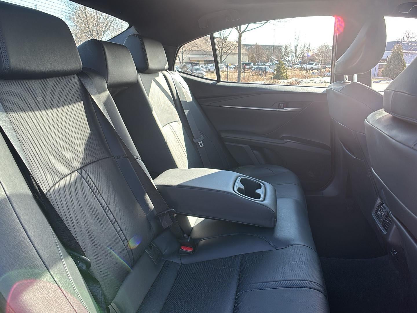 2025 Toyota CAMRY Base