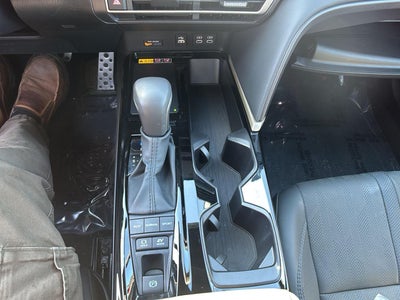 2025 Toyota CAMRY Base