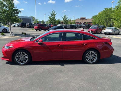 2022 Toyota Avalon Limited