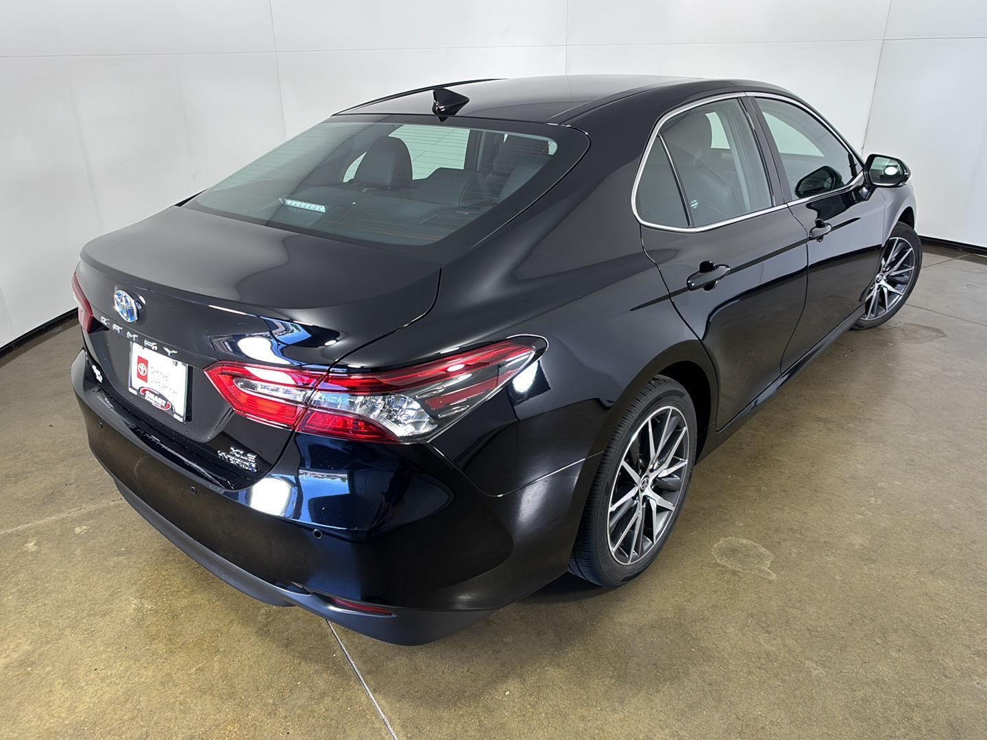 2024 Toyota Camry Hybrid XLE
