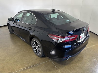 2024 Toyota Camry Hybrid XLE