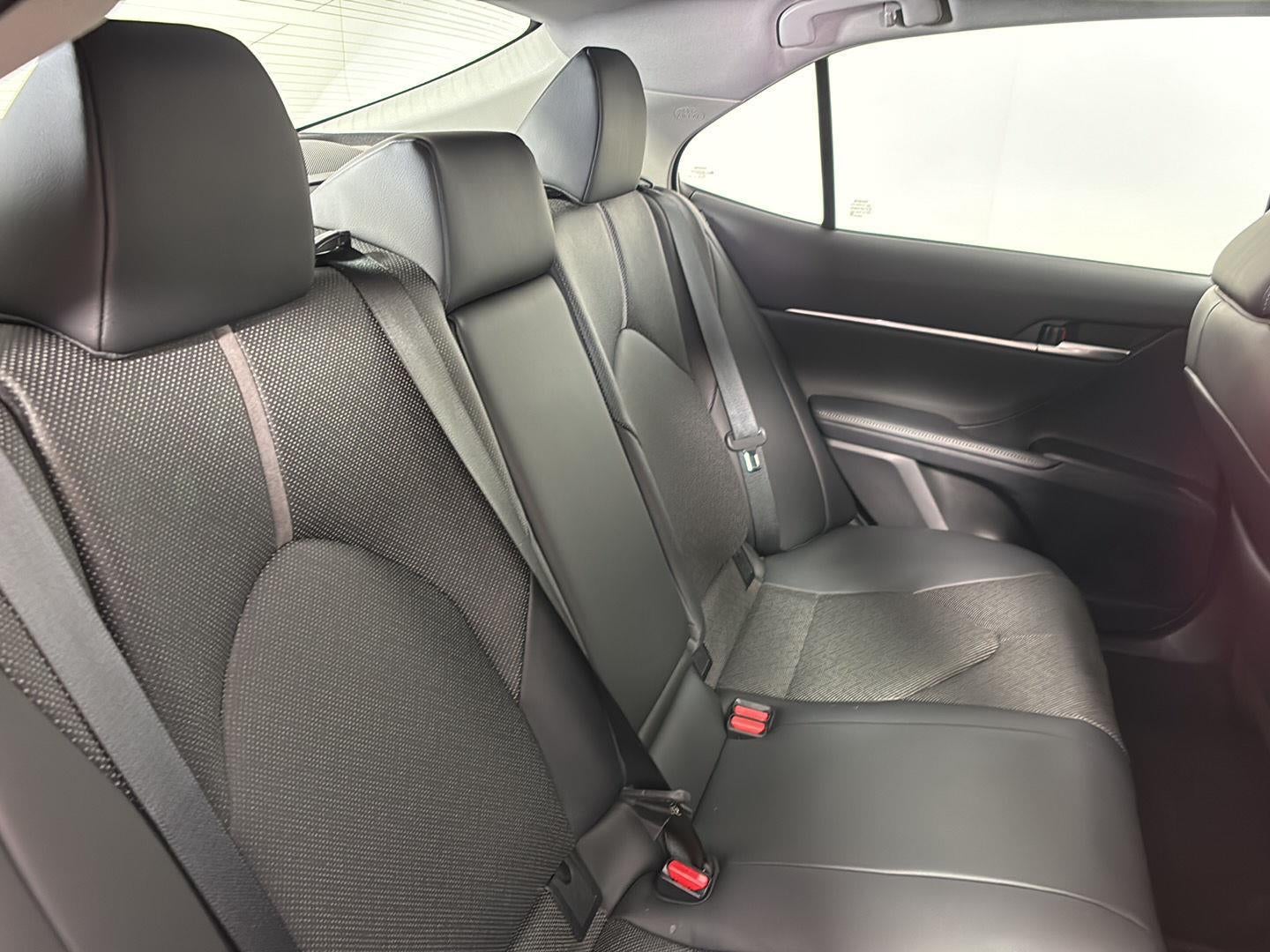 2024 Toyota Camry Hybrid XLE