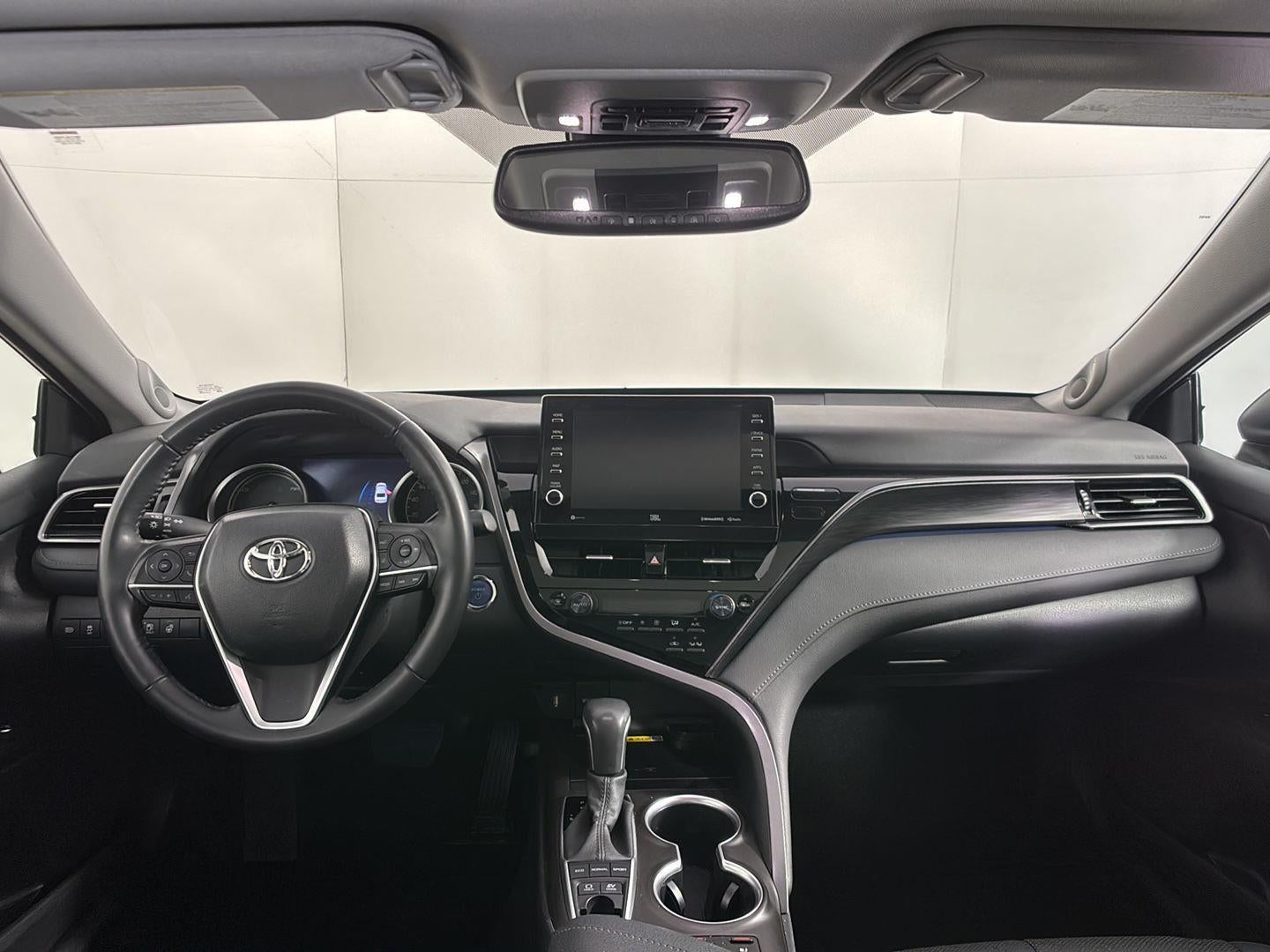 2024 Toyota Camry Hybrid XLE