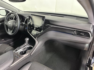 2024 Toyota Camry Hybrid XLE