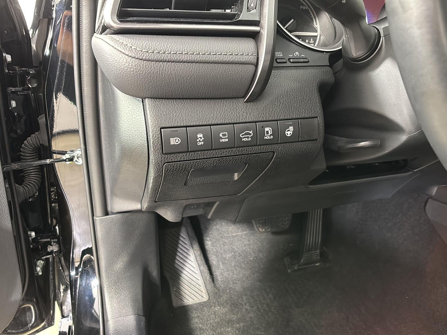 2024 Toyota Camry Hybrid XLE