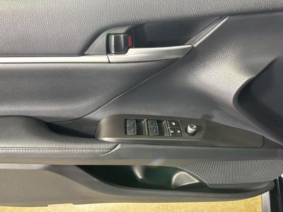 2024 Toyota Camry Hybrid XLE