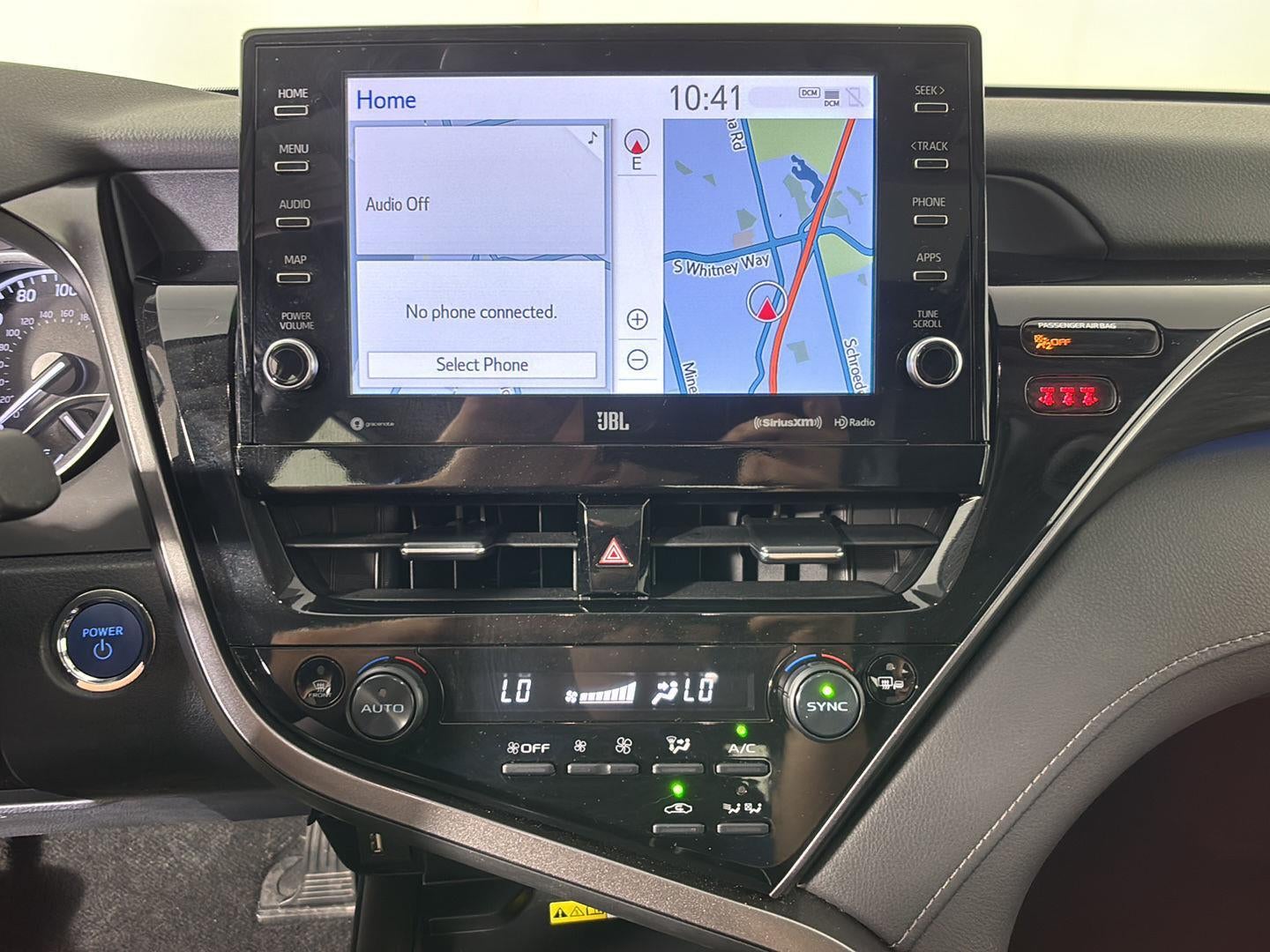 2024 Toyota Camry Hybrid XLE