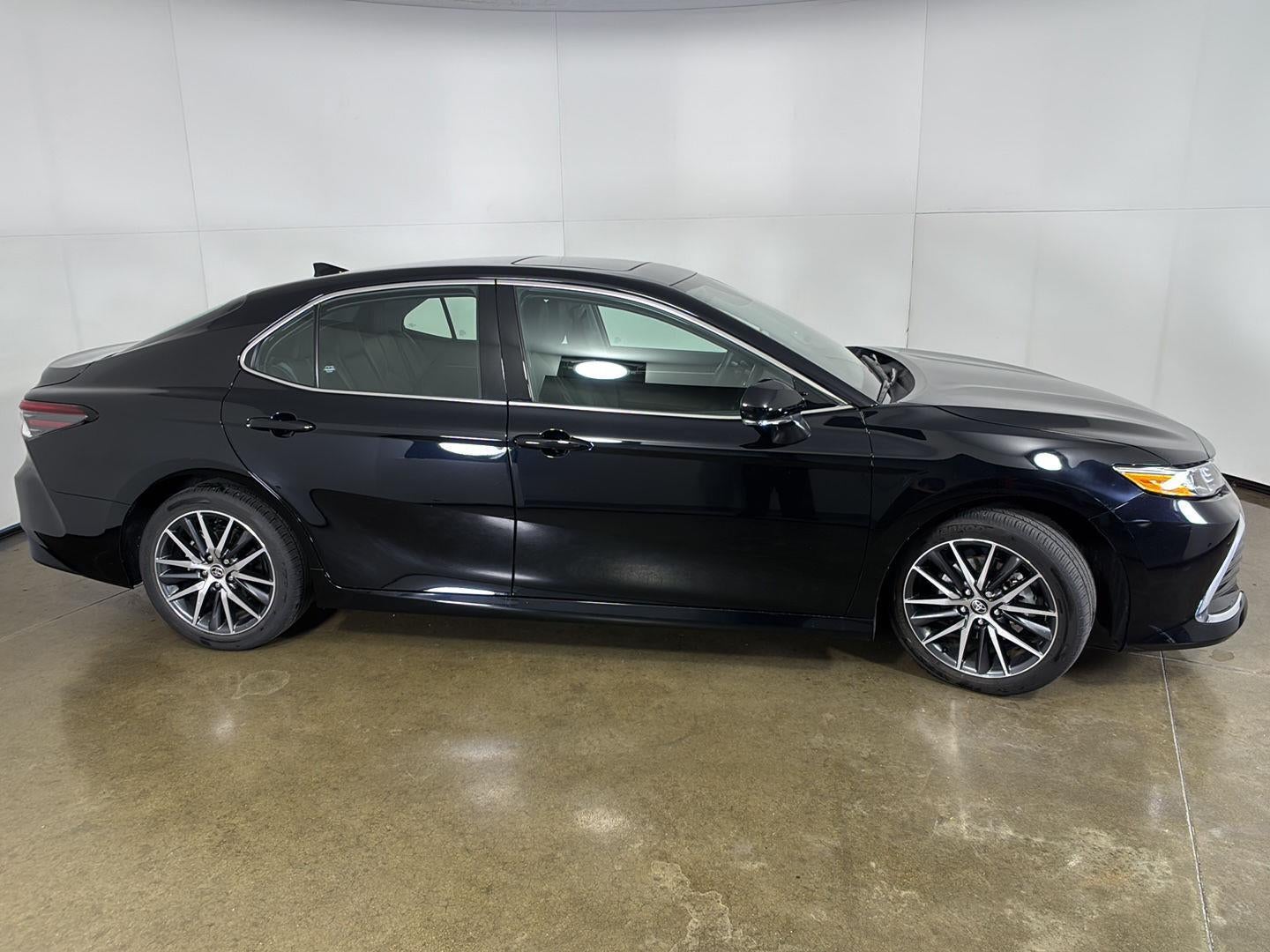 2024 Toyota Camry Hybrid XLE