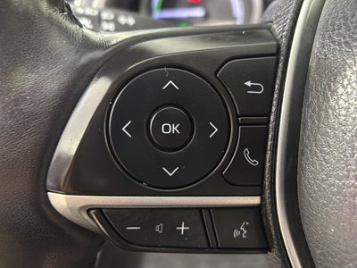 2022 Toyota Camry Hybrid XLE