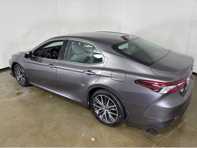 2023 Toyota Camry Hybrid XLE