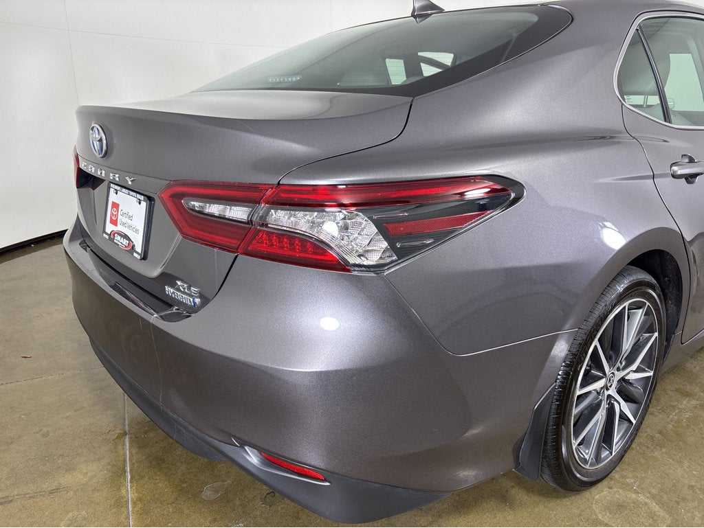 2023 Toyota Camry Hybrid XLE