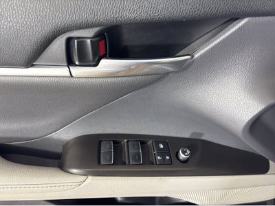 2023 Toyota Camry Hybrid XLE