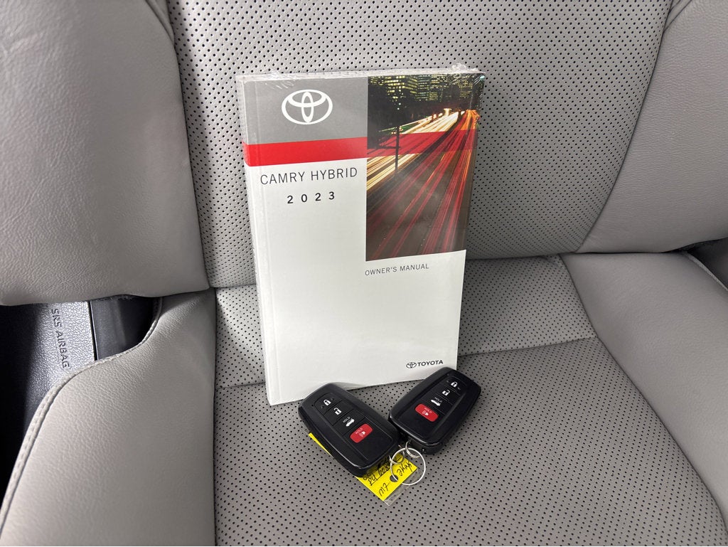 2023 Toyota Camry Hybrid XLE