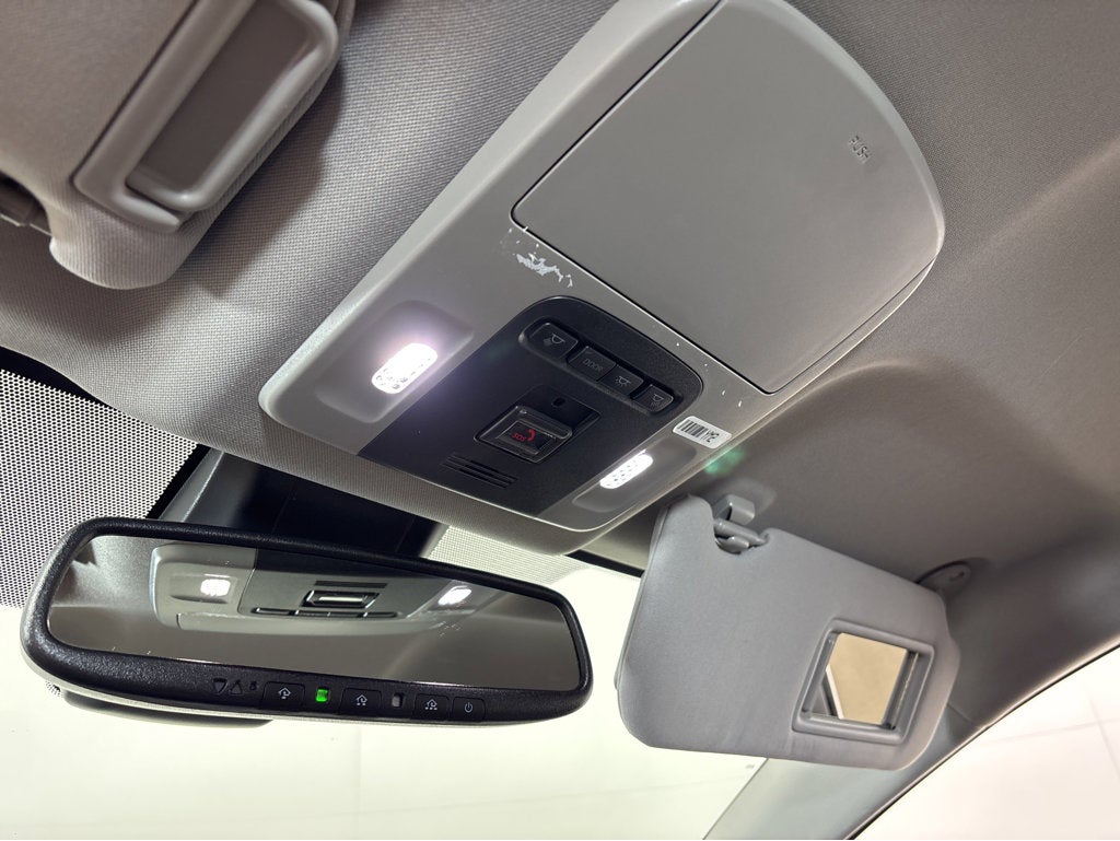 2023 Toyota Camry Hybrid XLE