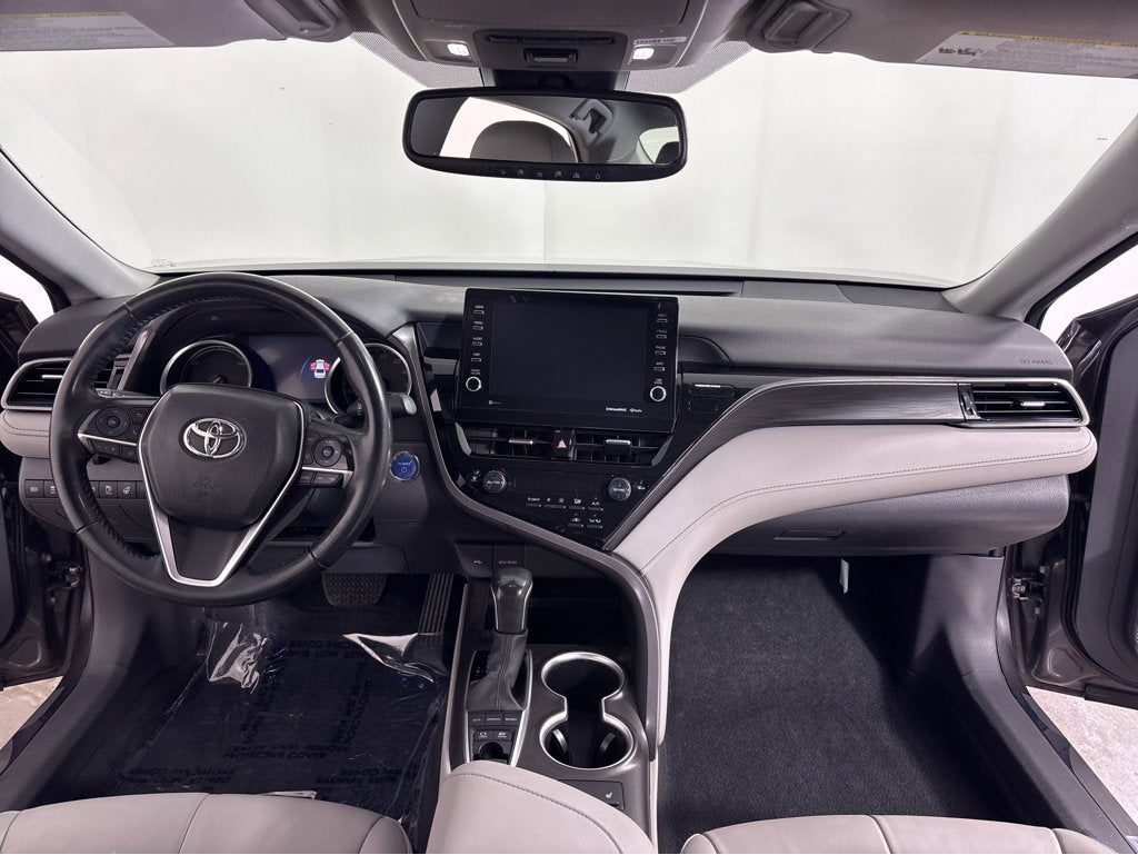 2023 Toyota Camry Hybrid XLE