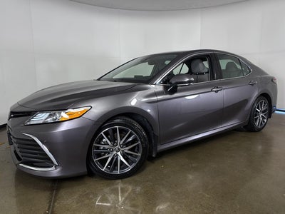 2024 Toyota Camry Hybrid XLE