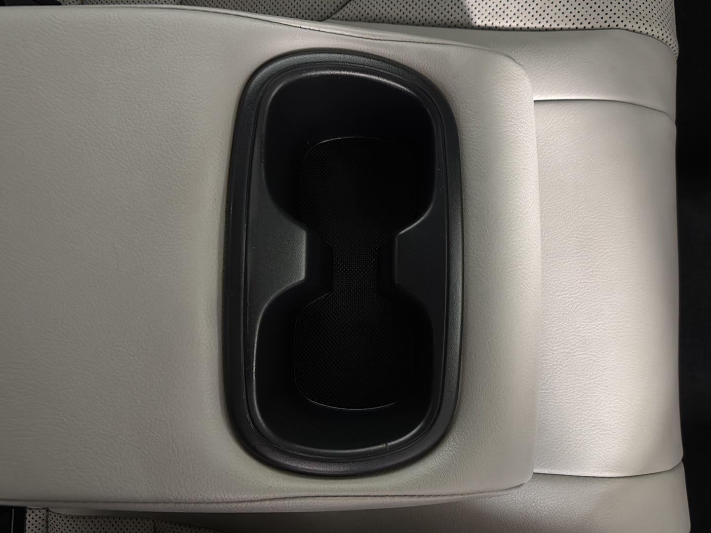 2024 Toyota Camry Hybrid XLE