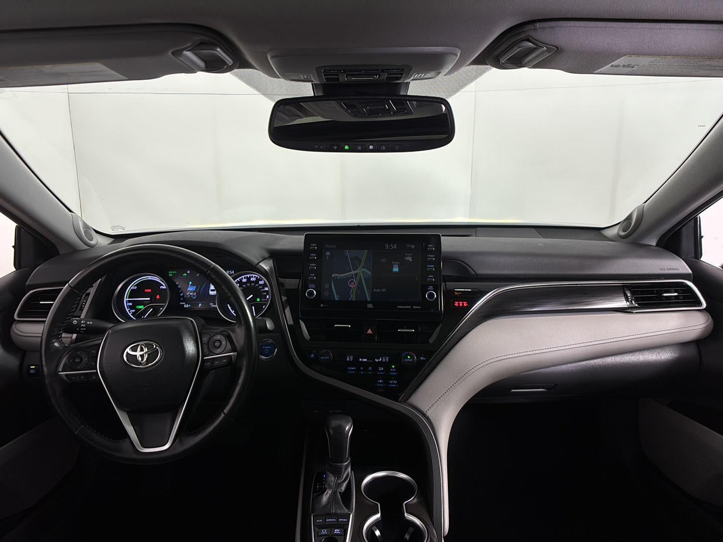 2024 Toyota Camry Hybrid XLE