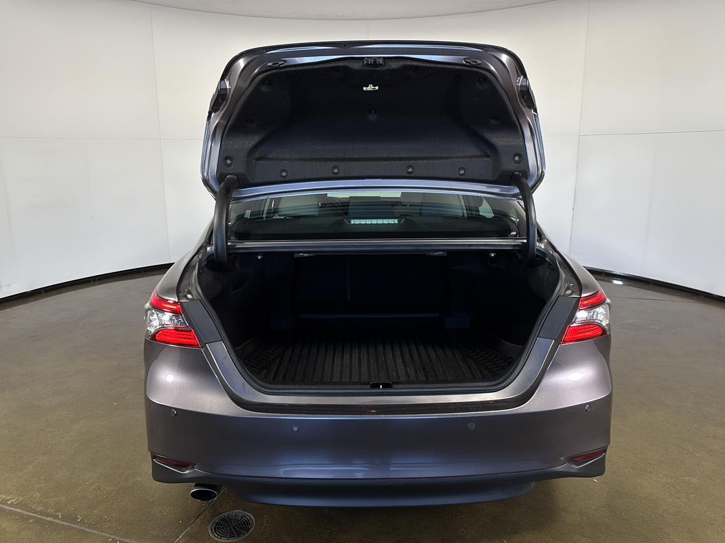 2024 Toyota Camry Hybrid XLE