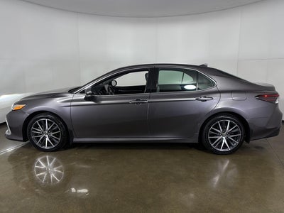 2024 Toyota Camry Hybrid XLE