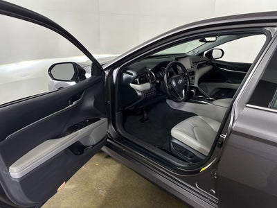 2024 Toyota Camry Hybrid XLE