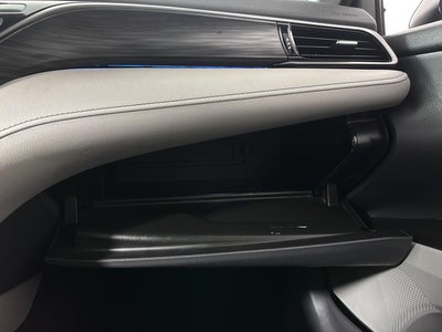 2024 Toyota Camry Hybrid XLE
