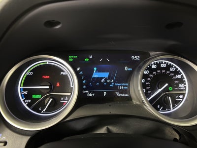 2024 Toyota Camry Hybrid XLE