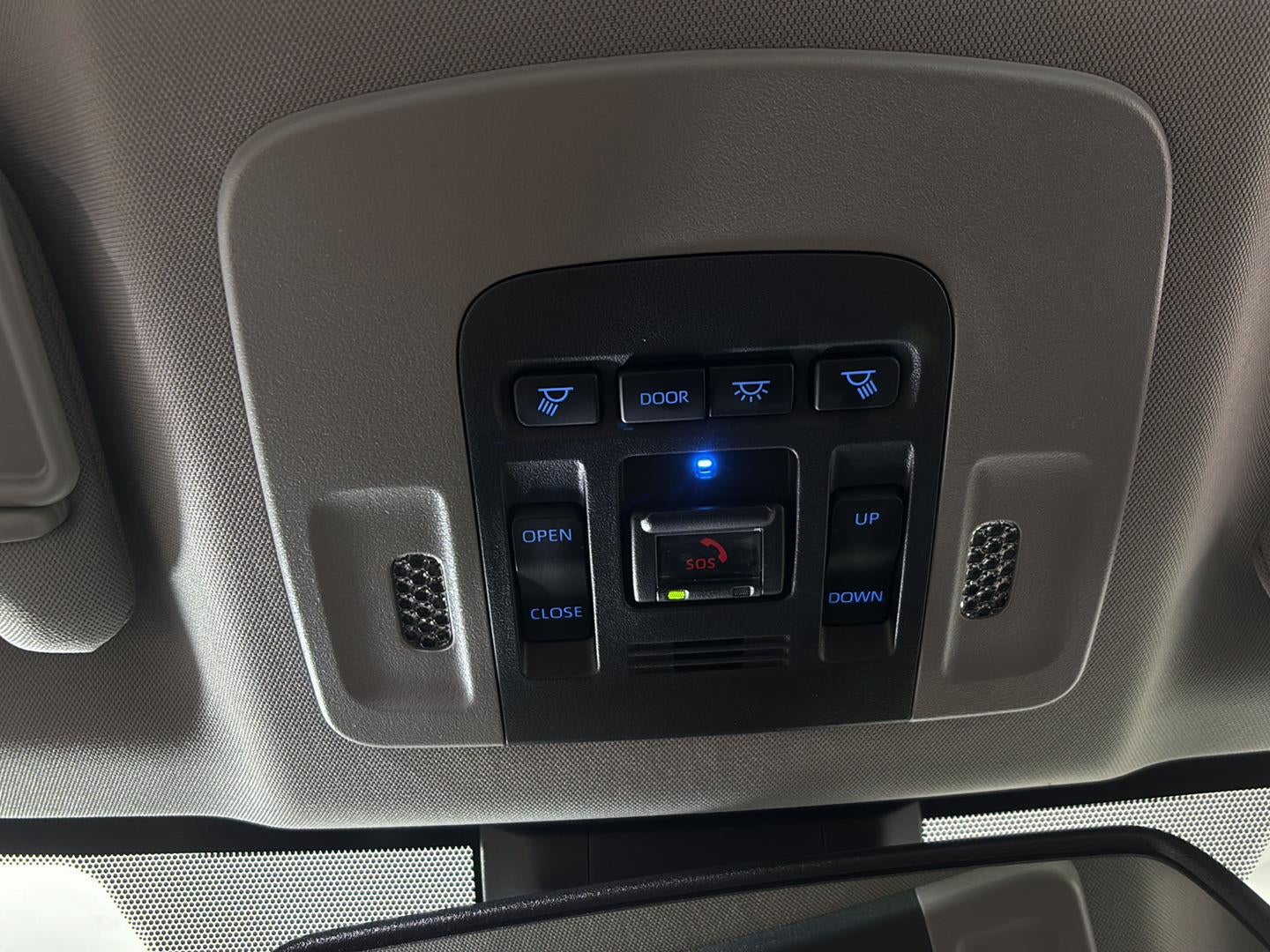 2024 Toyota Camry Hybrid XLE